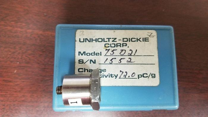 Used Unholtz-Dickie 75021 Accelerometer