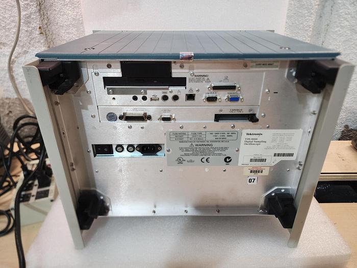 Used Tektronix TDS8000 Digital Sampling Oscilloscope READ!