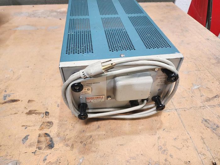 Used Tektronix TM503 Mainframe Unit A