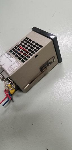 Used EUROTHERM 931/25A240V/MCLA  Temp Controller