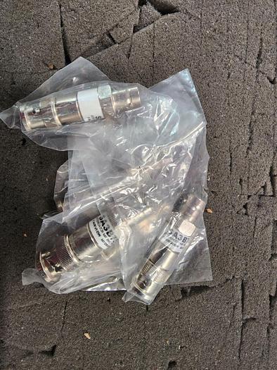 Fairview Microwave SA3B75-01 BNC 1dB 75 Ohm Fixed Attenuator Lot of 5 NEW!