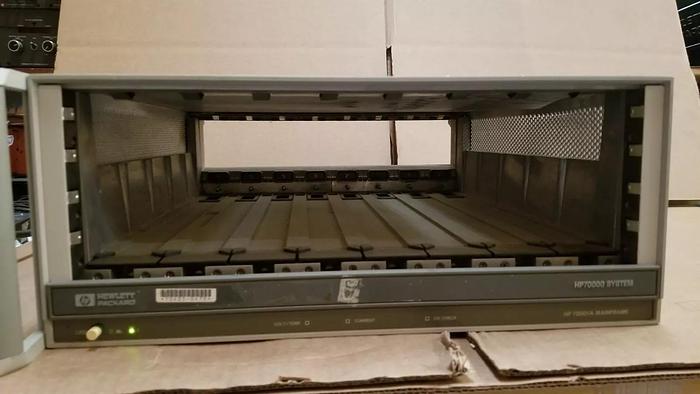 Used HP 70000 Series Mainframe #2 Good!