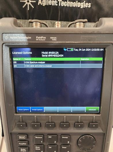Used Agilent N9912A FieldFox 4GHz RF Cable and Antenna Analyzer Nice!