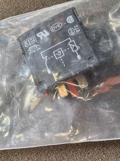 Used Phoenix Contact VAL-MS60ST Surge Protector