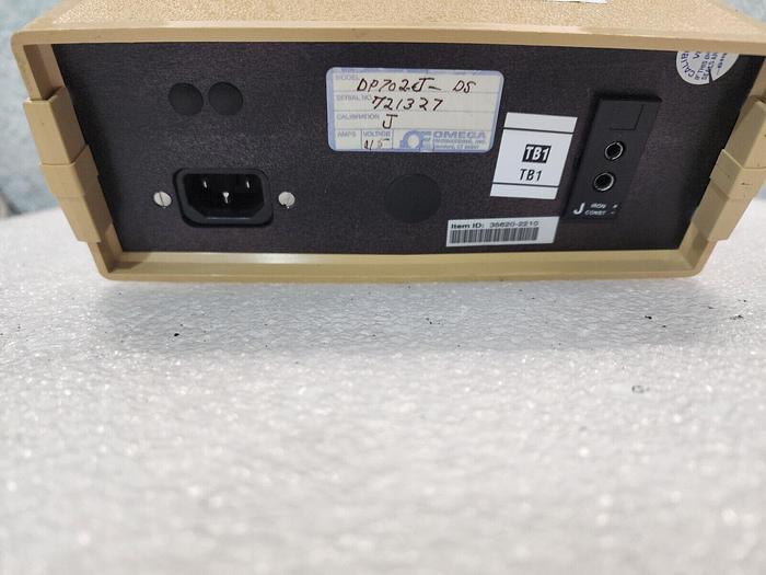 Used OMEGA DP702 Thermometer