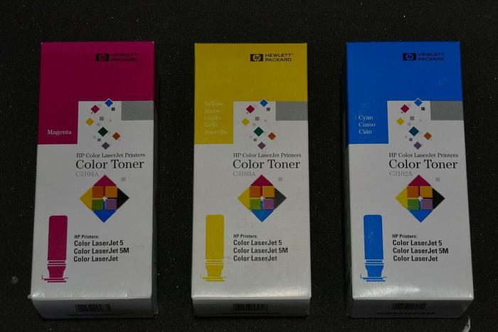 HP C3103A C3104A C3102A LOT OF 3 TONER CARTRIDGES Magneta Yellow Cyan LaserJet