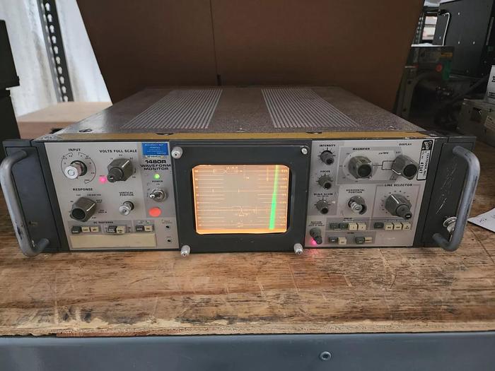 Used Tektronix 1480R Waveform Monitor AS-IS READ!