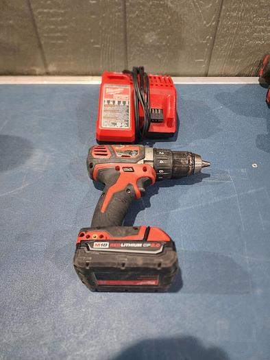 Used Milwaukee 2606-20 Drill Driver with Battery and Charger Unit #2