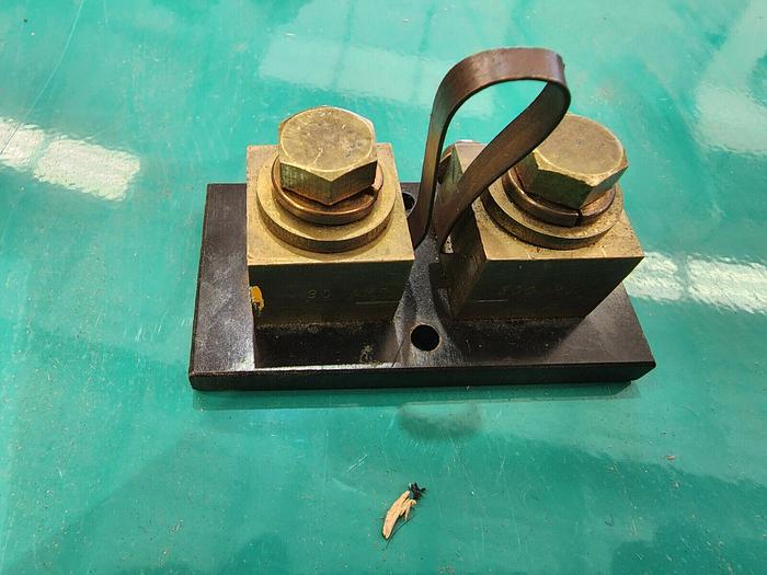 Used 30A 300mV Current Shunt Unknown Maker