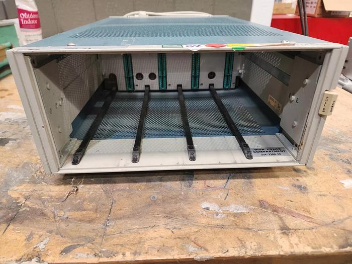Used Tektronix TM504 Mainframe Unit A