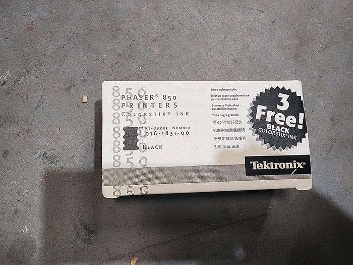 Tektronix 016-1831-00 Black Phaser 850 3-Pack NEW!