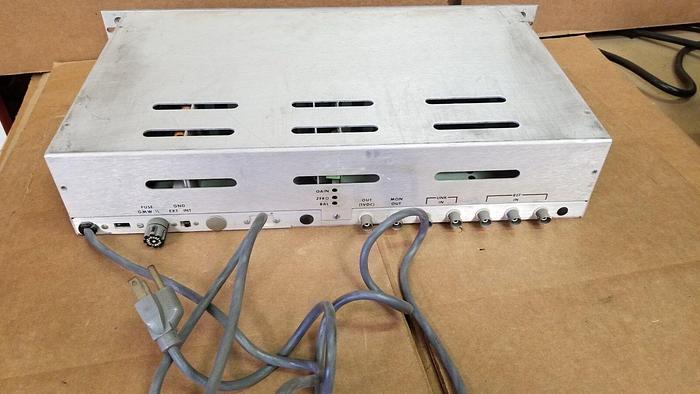 Used Unholtz Dickie V100 Calibration Comparator