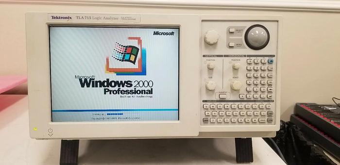 Used Tektronix TLA715 Logic Analyzer