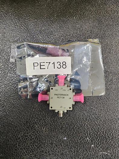 Pasternack PE7138 4-Position 12-18GHz SMA Pin Diode Switch NEW!