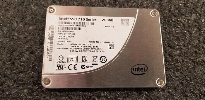 Used Intel SSDSA2BZ200G3 200GB 2.5' SATA SSD Drive