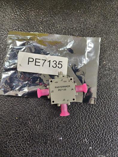 Pasternack PE7135 4-Position 2-4GHz SMA Pin Diode Switch NEW!