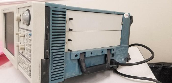 Used Tektronix TLA715 Logic Analyzer