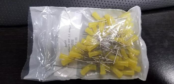 Used 5FVK4 YELLOW Dispenser Tips Lot of 50 NEW!