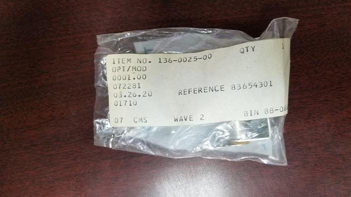 Tektronix 136-0025-00 Lamp Holder Assembly NEW!