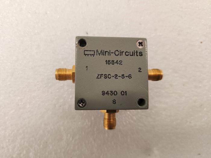 Used Mini-Circuits ZFSC-2-5-6 Power Splitter