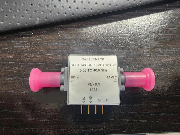 Pasternack PE7169 0.50-40.0GHz SPST Absorbtive Switch NEW!!