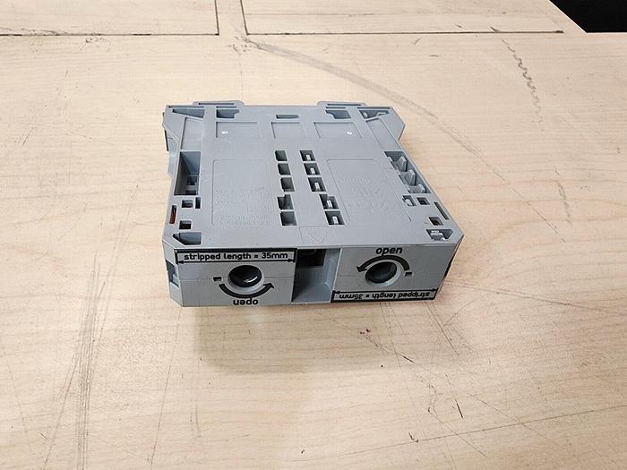 Used WAGO 285 4-4/0 Terminal Block Grey