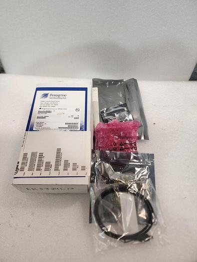 Peregrine Semiconductor EK33241-13 Evaluation Board NEW!