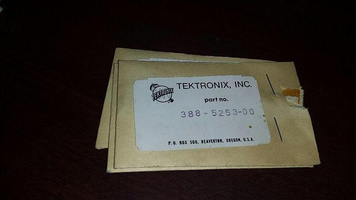Tektronix 388-5253-00 Lot of 3 NEW!
