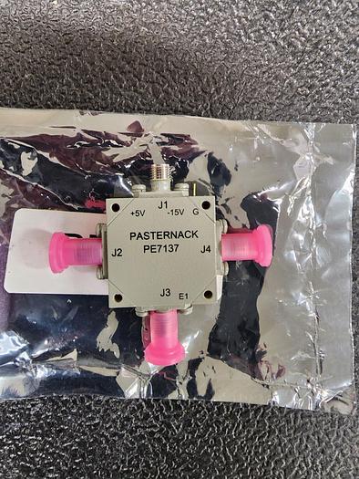 Pasternack PE7137 8-12GHz  Pin Diode Switch NEW!