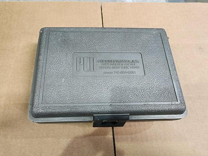 Used PCB Piezotronics 302A04 Accelerometer Kit