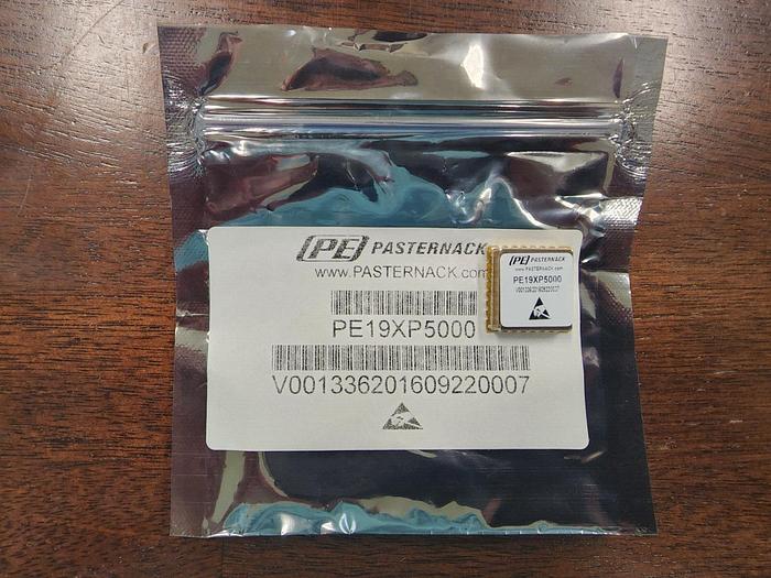 Pasternack PE19XP5000 SMT Phase Locked Crystal Oscillator NEW!