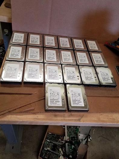 Used Hitachi/HGST HUS156030VLS600 300GB 15K Drives Lot of 20