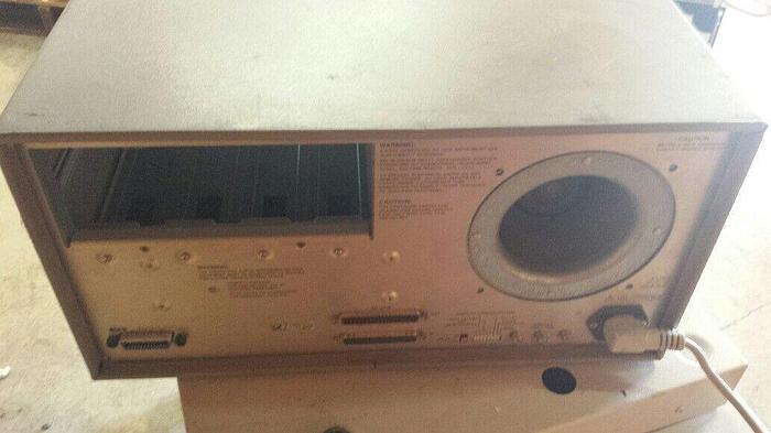 Used HP Mainframe with 70004A Display Powers Up!