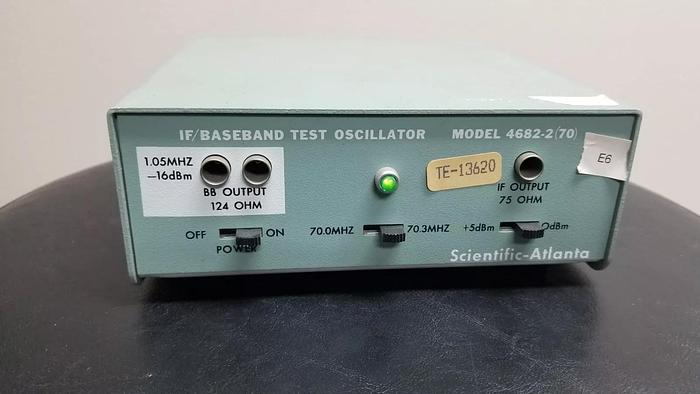 Used Scientific-Atlanta Model 4682-2 (70) IF/Baseband Test Oscillator Working.