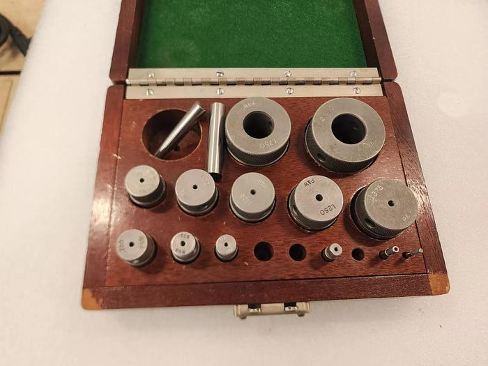 Used Pratt & Whitney Inspection Gages