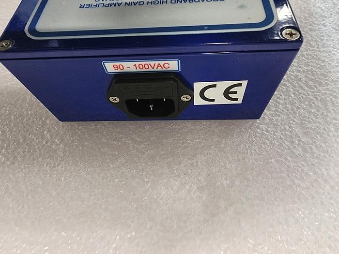 Used Pasternack PE15A3508 Broadband High Gain Amplifier 20-40GHz 100VAC 30dB Gain NEW