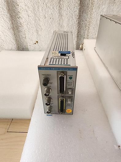 Used Tektronix 067-1011-00 Digital Sweep Generator Unit #1