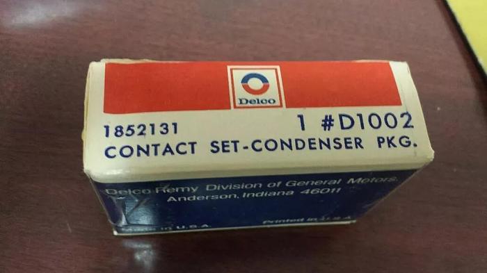 Delco D1002 points and condenser set