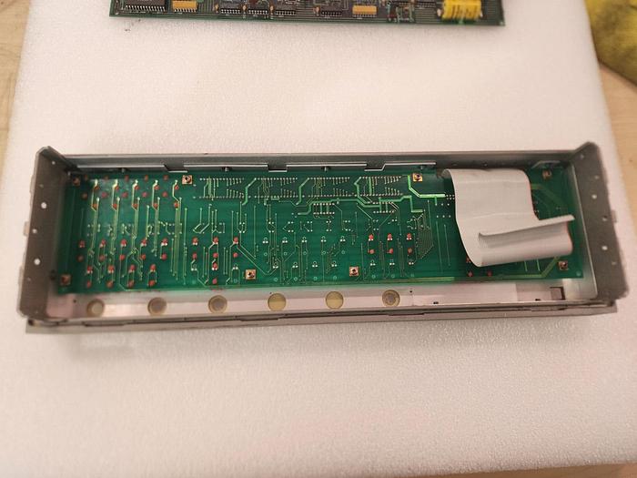 Used HP/Agilent 8133A Pulse Generator Front Panel Not Yellowed