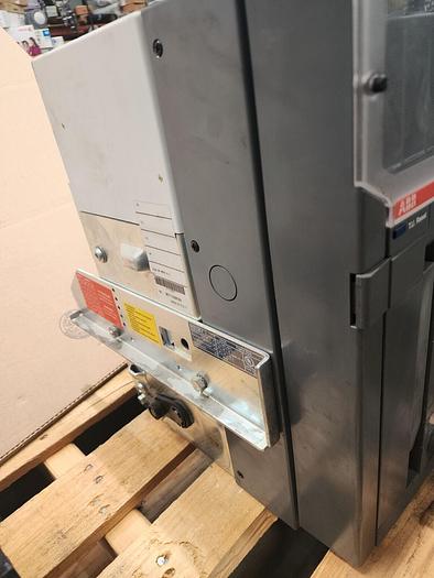 Used ABB SACE E2S-A 1600 Amp Circuit Breaker