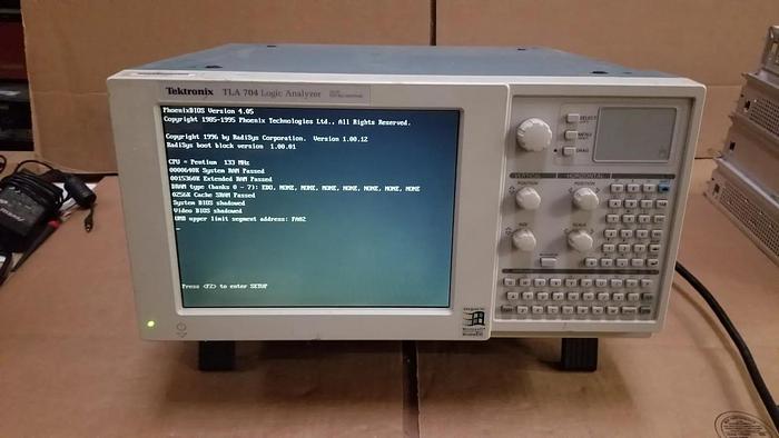 Used Tektronix TLA704 Logic Analyzer with TLA7N4 and TLA7L4