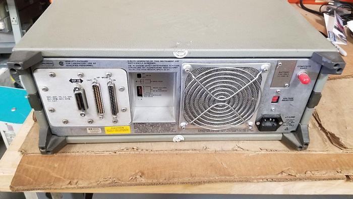 Used HP 70206A System Graphics Display Powers Up Dim Display #3