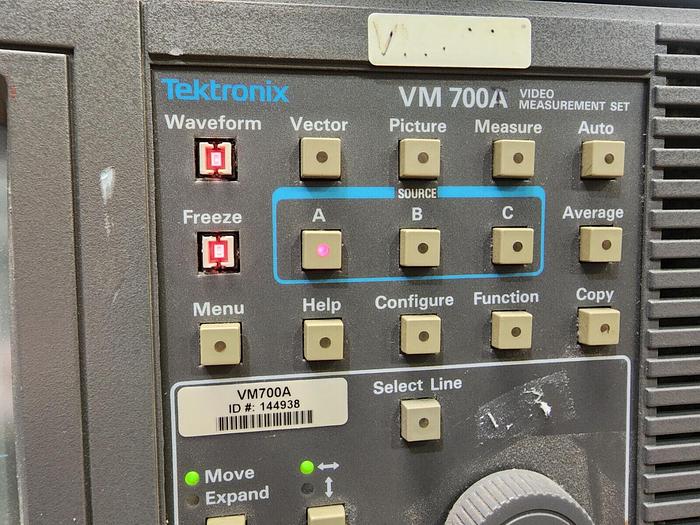 Used Tektronix VM700A Video Mesurement Set
