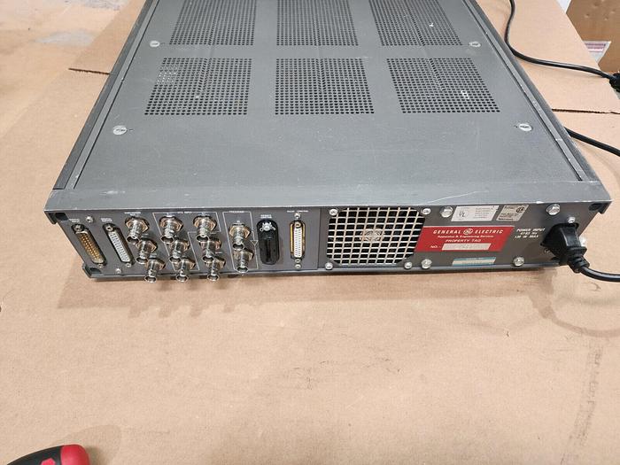 Used Tektronix 1910 Digital Generator