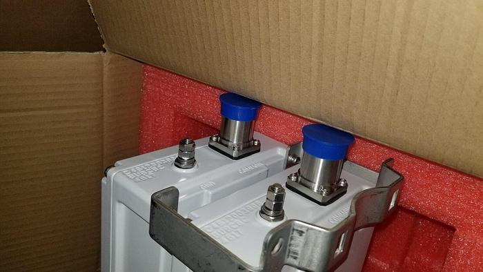 Commscope CBC78-DF-8-DCB-2X Diplexer 698-787/824-894MHz NEW FACTORY SEALED!!