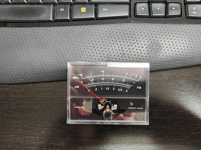 Used HP/Agilent 8672A AM-FM dBm Gauge