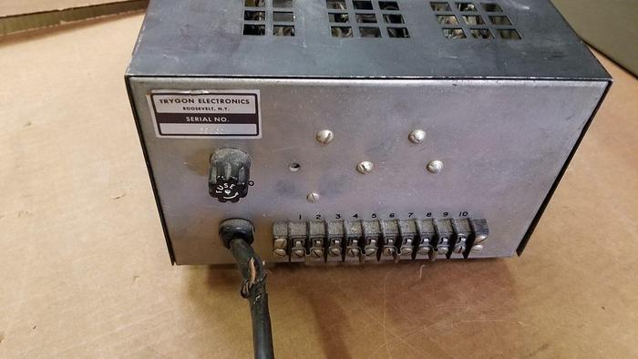 Used TRYGON HR20-1.5 DC Power Supply 0-20V/0-1.5A