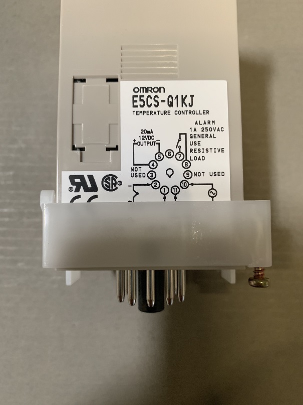 Used Omron Temperature Controller E5CS-Q1KJ