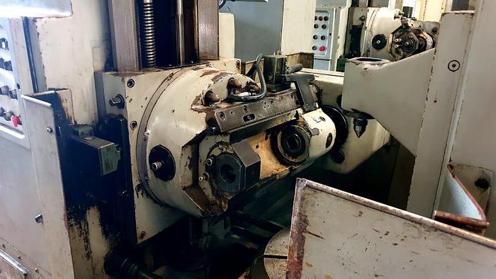Used Cugir FD400 Gear Hobbing Machine