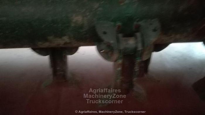 Usato 1999 Concept Trincia ST 200 con ruote posteriori semifor.